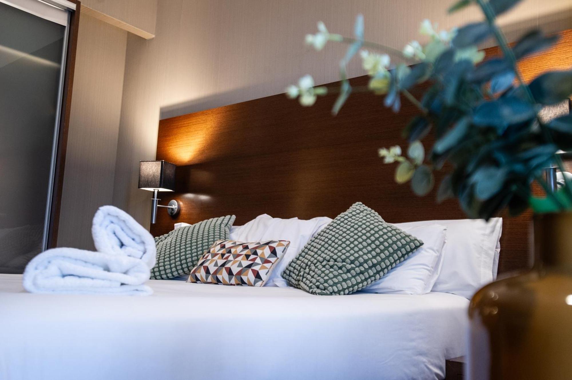 פאטרנה Azz Valencia Congress Hotel & Spa מראה חיצוני תמונה